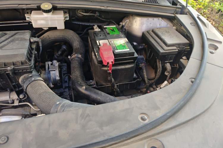 Used BYD Song PLUS 2020 1.5T Automatic Flagship PLUS Engine Bay Left