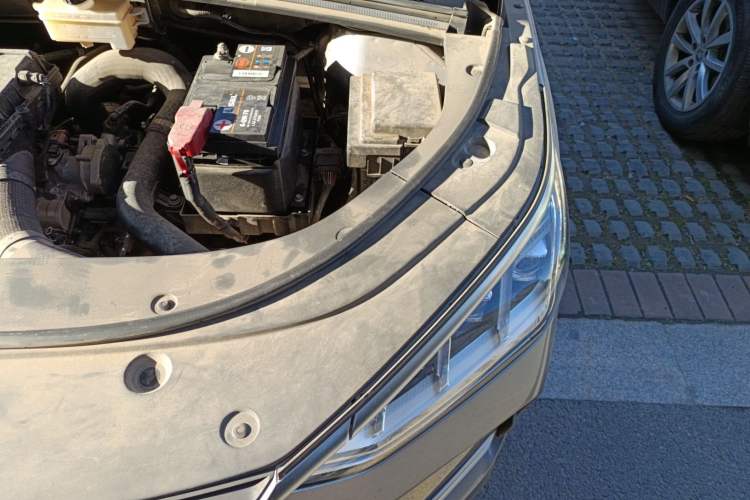 Used BYD Song PLUS 2020 1.5T Automatic Prestige Version Engine Bay Left