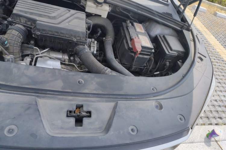 Used BYD Song PLUS 2020 1.5T Automatic Prestige Version Engine Bay Left