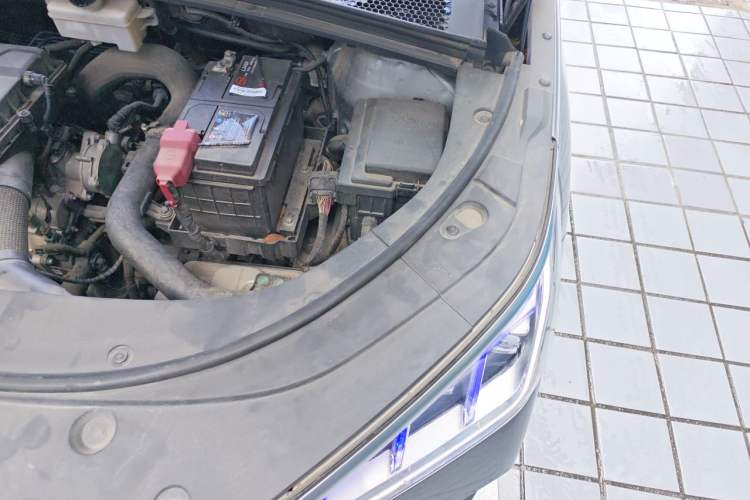 Used BYD Song PLUS 2020 1.5T Automatic Prestige Version Engine Bay Left