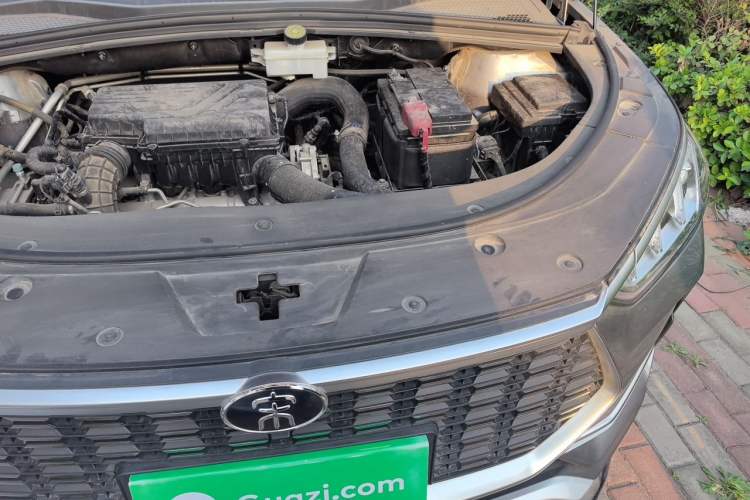 Used BYD Song PLUS 2020 1.5T Automatic Flagship Edition Engine Bay Left