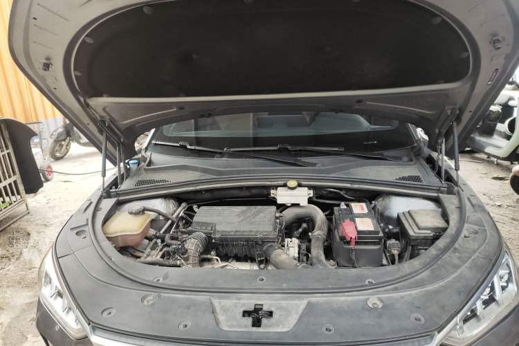 Used BYD Song PLUS 2020 1.5T Automatic Prestige Version Engine Bay