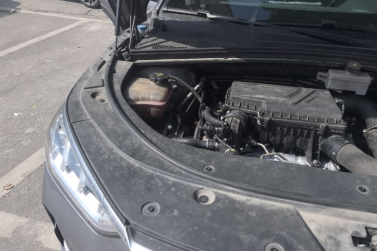 Used BYD Song PLUS 2020 1.5T Automatic Luxury Version Engine Bay Right