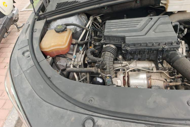 Used BYD Song PLUS 2020 1.5T Automatic Flagship Edition Engine Bay Right