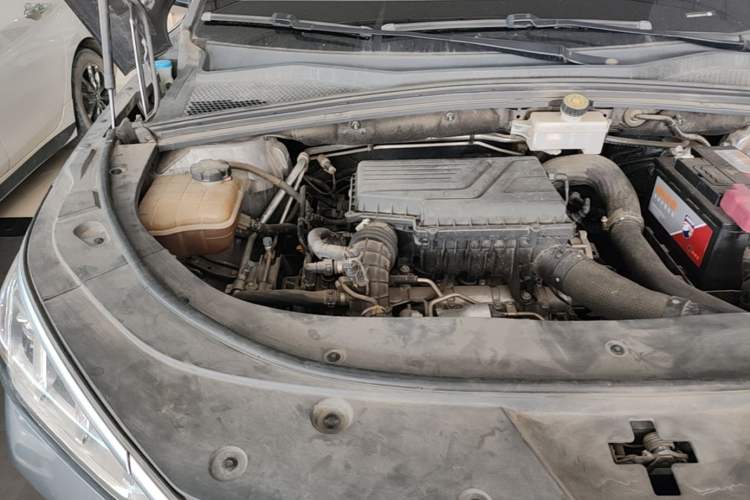Used BYD Song PLUS 2020 1.5T Automatic Flagship Edition Engine Bay Right