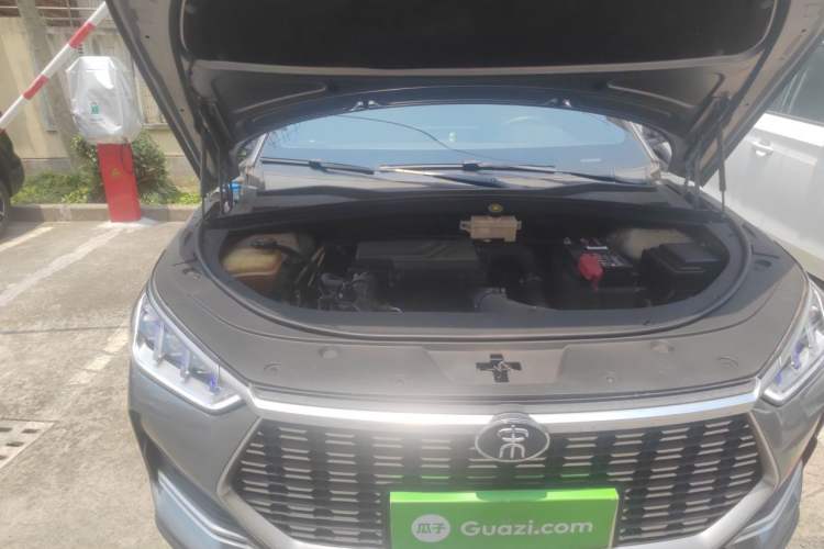 Used BYD Song PLUS 2020 1.5T Automatic Prestige Version Engine Bay Right