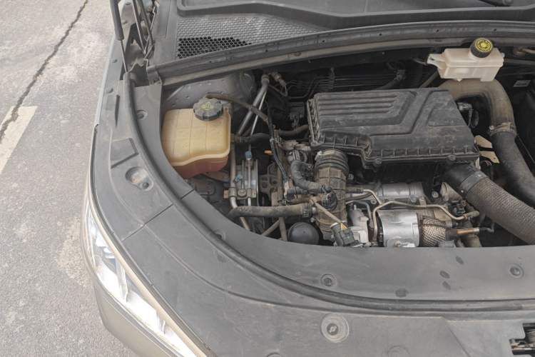 Used BYD Song PLUS 2020 1.5T Automatic Flagship Edition Engine Bay Right