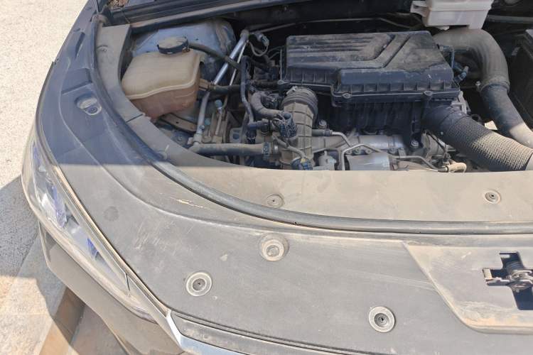 Used BYD Song PLUS 2020 1.5T Automatic Prestige Version Engine Bay Right