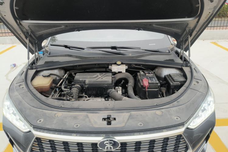 Used BYD Song PLUS 2020 1.5T Automatic Prestige Version Engine Bay
