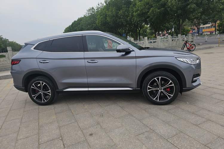 Used BYD Song PLUS 2020 1.5T Automatic Prestige Version Exterior 2