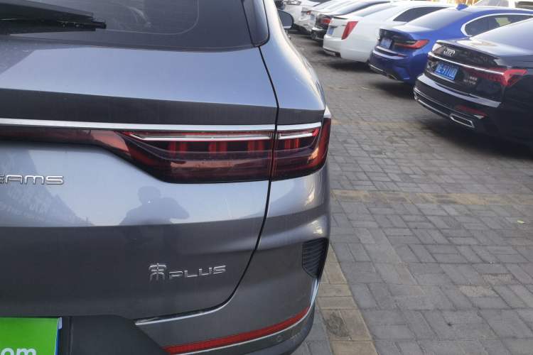 Used BYD Song PLUS 2020 1.5T Automatic Luxury Version Exterior 3