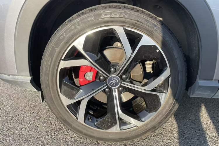 Used BYD Song PLUS 2020 1.5T Automatic Flagship PLUS Exterior 4