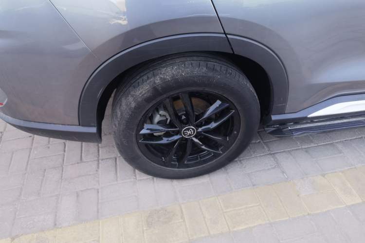 Used BYD Song PLUS 2020 1.5T Automatic Luxury Version Exterior 5