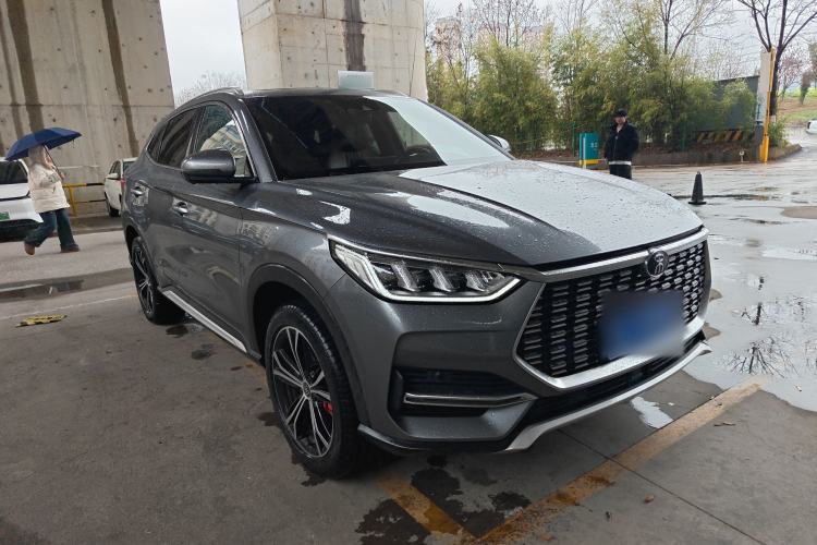Used BYD Song PLUS 2020 1.5T Automatic Flagship Edition Front Right 45 Deg