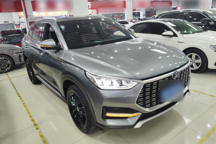 Used BYD Song PLUS 2020 1.5T Automatic Luxury Version Front Right 45 Deg