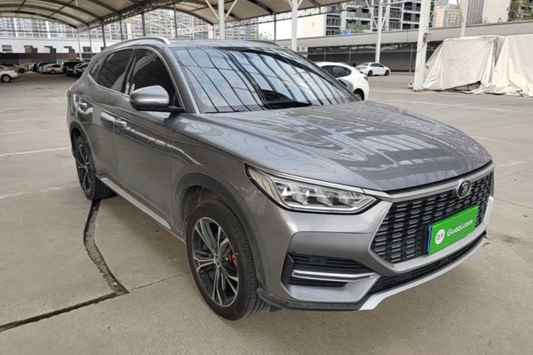Used BYD Song PLUS 2020 1.5T Automatic Prestige Version Front Right 45 Deg
