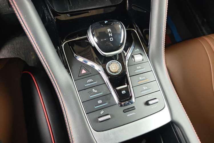 Used BYD Song PLUS 2020 1.5T Automatic Flagship Edition Gear Lever