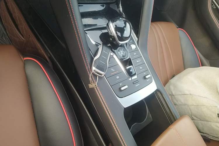 Used BYD Song PLUS 2020 1.5T Automatic Flagship Edition Gear Lever