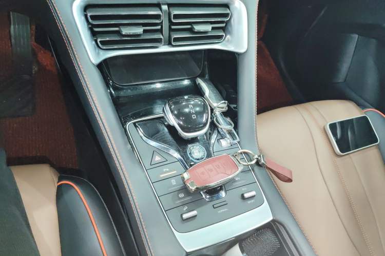 Used BYD Song PLUS 2020 1.5T Automatic Luxury Version Gear Lever