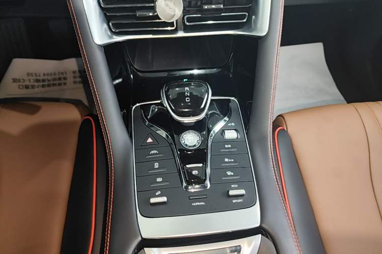 Used BYD Song PLUS 2020 1.5T Automatic Prestige Version Gear Lever