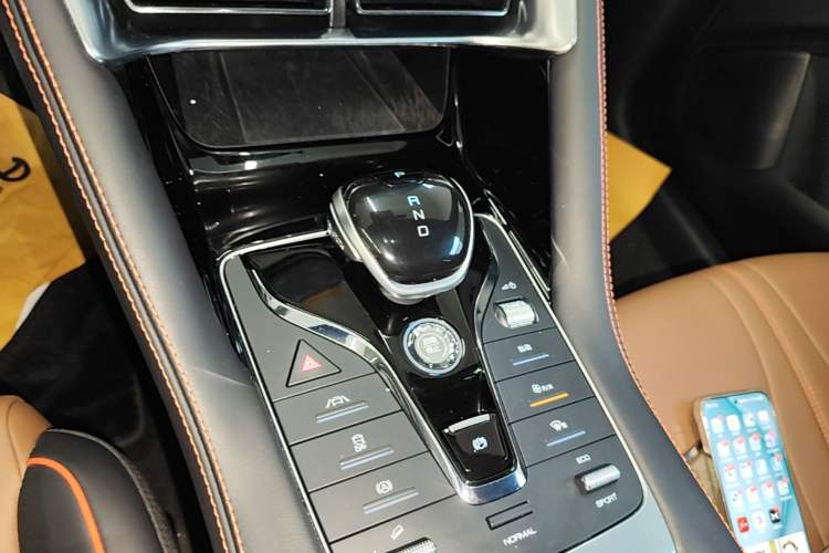 Used BYD Song PLUS 2020 1.5T Automatic Prestige Version Gear Lever