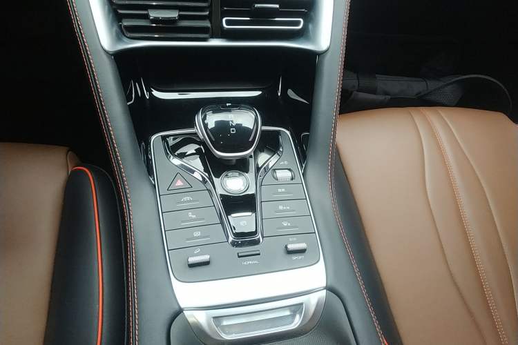 Used BYD Song PLUS 2020 1.5T Automatic Flagship Edition Gear Lever
