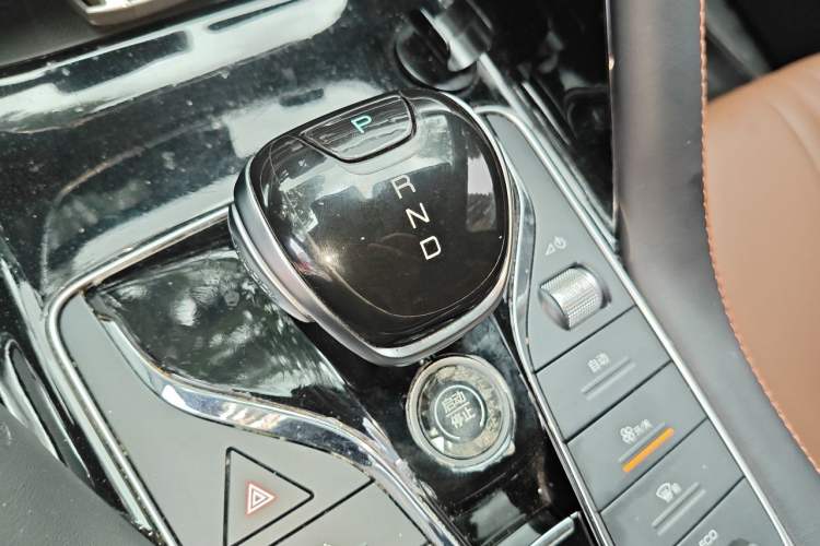Used BYD Song PLUS 2020 1.5T Automatic Prestige Version Gear Lever