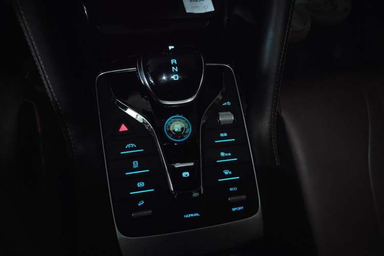 Used BYD Song PLUS 2020 1.5T Automatic Flagship Edition Gear Lever