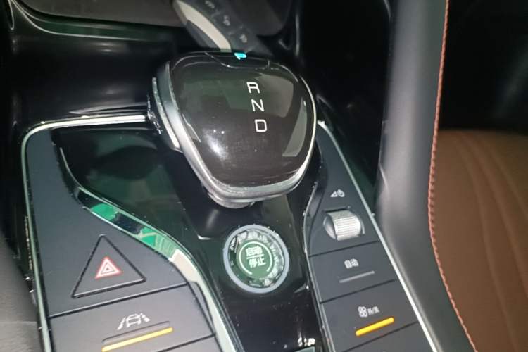 Used BYD Song PLUS 2020 1.5T Automatic Flagship Edition Gear Lever