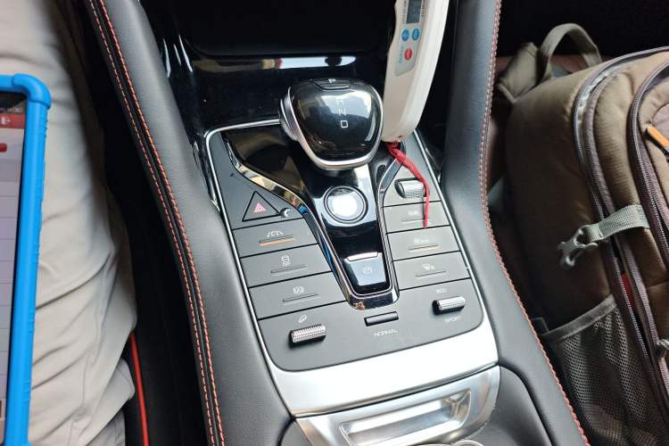 Used BYD Song PLUS 2020 1.5T Automatic Prestige Version Gear Lever