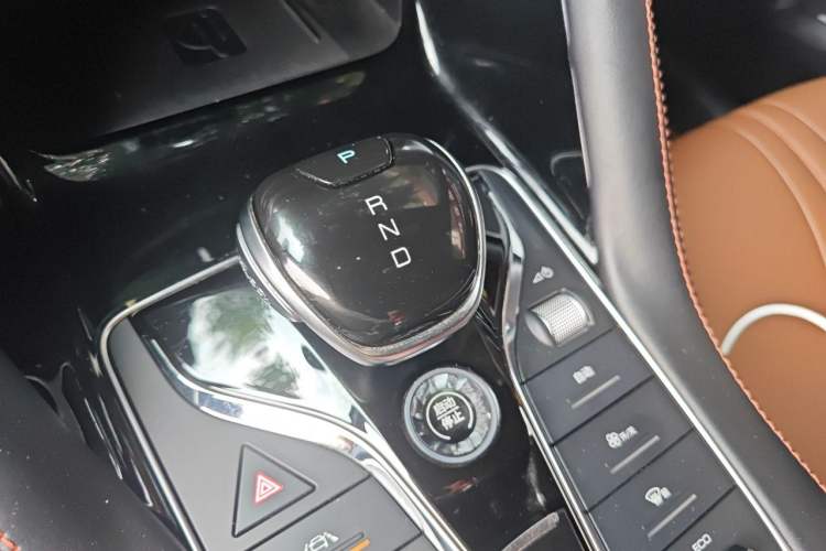 Used BYD Song PLUS 2020 1.5T Automatic Flagship Edition Gear Lever