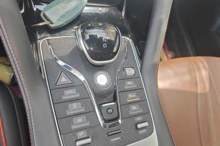 Used BYD Song PLUS 2020 1.5T Automatic Prestige Version Gear Lever