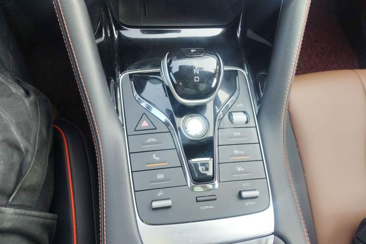 Used BYD Song PLUS 2020 1.5T Automatic Flagship Edition Gear Lever
