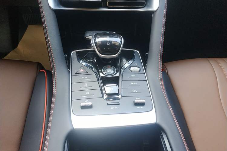 Used BYD Song PLUS 2020 1.5T Automatic Prestige Version Gear Lever