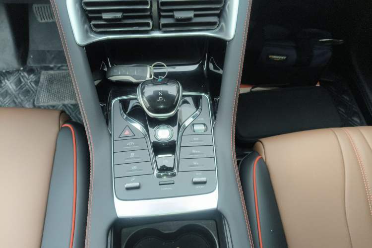 Used BYD Song PLUS 2020 1.5T Automatic Prestige Version Gear Lever