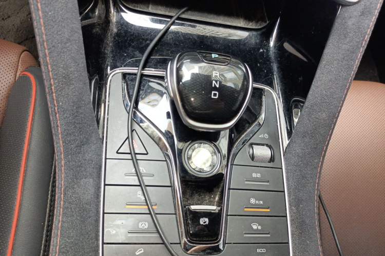Used BYD Song PLUS 2020 1.5T Automatic Flagship PLUS Gear Lever
