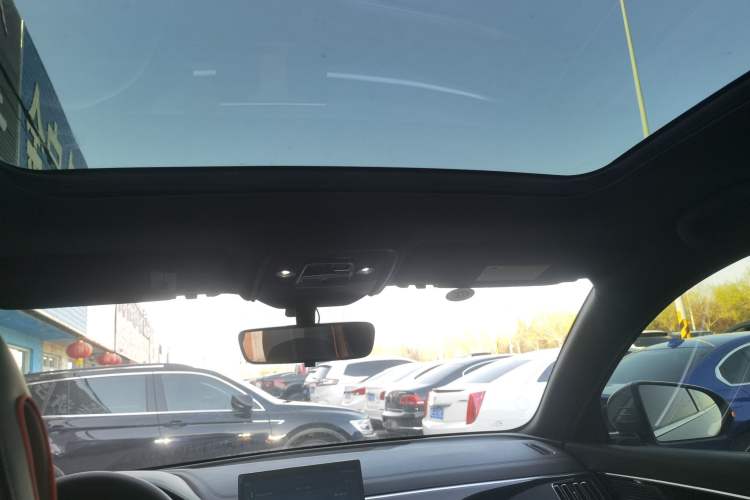 Used BYD Song PLUS 2020 1.5T Automatic Luxury Version Headliner