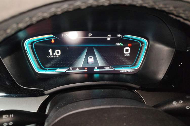 Used BYD Song PLUS 2020 1.5T Automatic Flagship Edition Instrument Cluster
