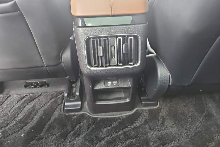 Used BYD Song PLUS 2020 1.5T Automatic Prestige Version Interior 1