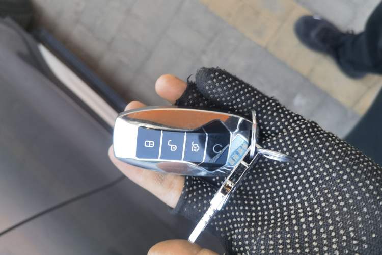 Used BYD Song PLUS 2020 1.5T Automatic Luxury Version Interior 1