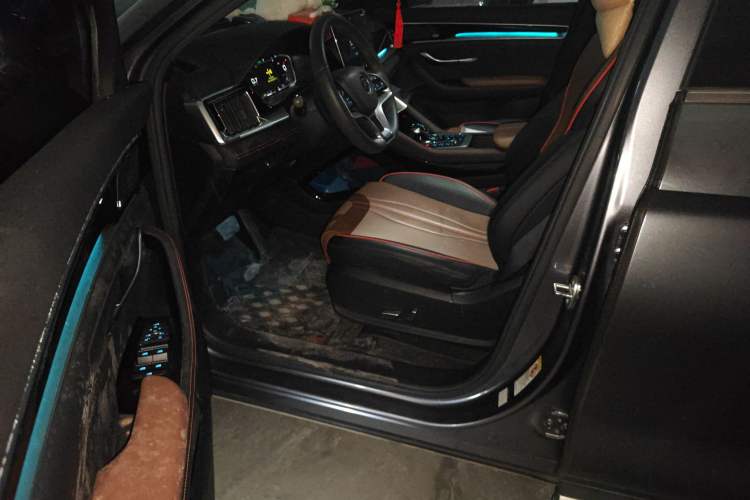 Used BYD Song PLUS 2020 1.5T Automatic Flagship Edition Interior 3