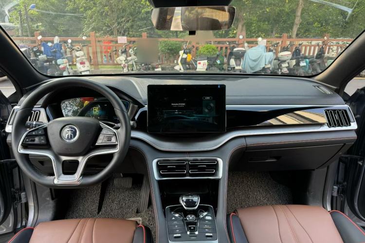 Used BYD Song PLUS 2020 1.5T Automatic Prestige Version Interior 3