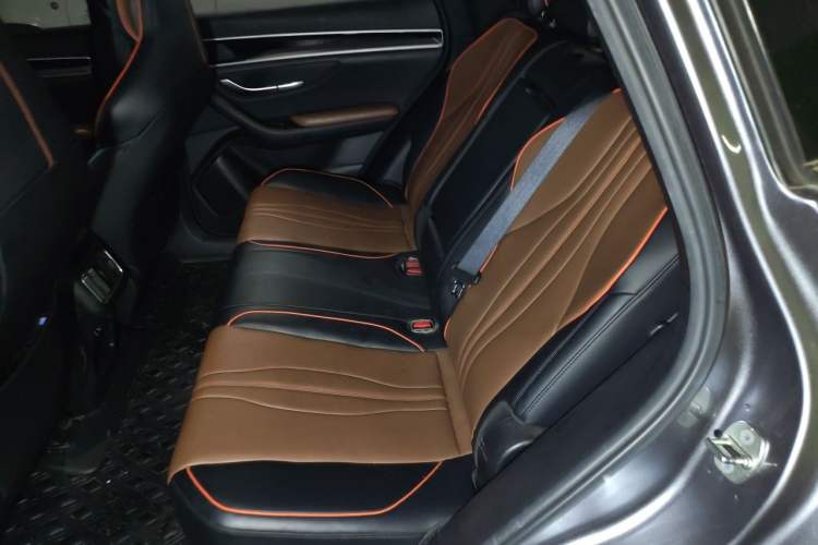 Used BYD Song PLUS 2020 1.5T Automatic Luxury Version Interior 4