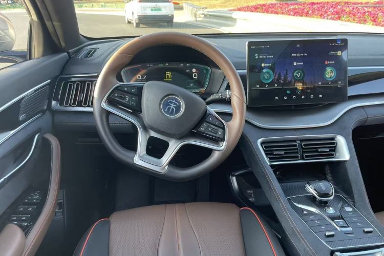 Used BYD Song PLUS 2020 1.5T Automatic Flagship PLUS Interior 5