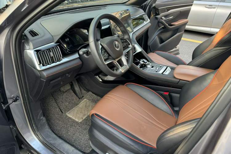 Used BYD Song PLUS 2020 1.5T Automatic Prestige Version Interior 5