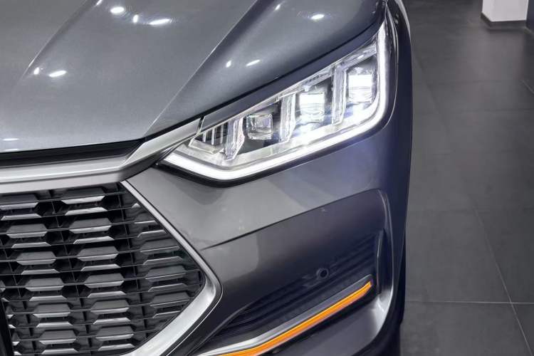 Used BYD Song PLUS 2020 1.5T Automatic Flagship Edition Left Front Headlight