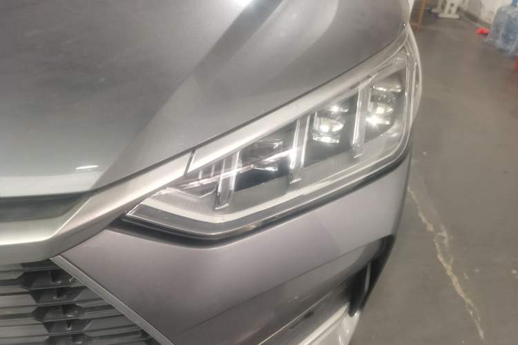 Used BYD Song PLUS 2020 1.5T Automatic Prestige Version Left Front Headlight