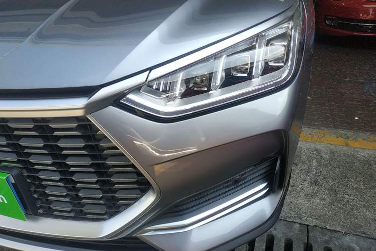 Used BYD Song PLUS 2020 1.5T Automatic Prestige Version Left Front Headlight