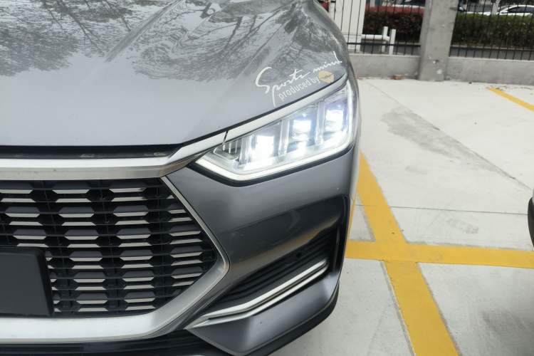 Used BYD Song PLUS 2020 1.5T Automatic Prestige Version Left Front Headlight