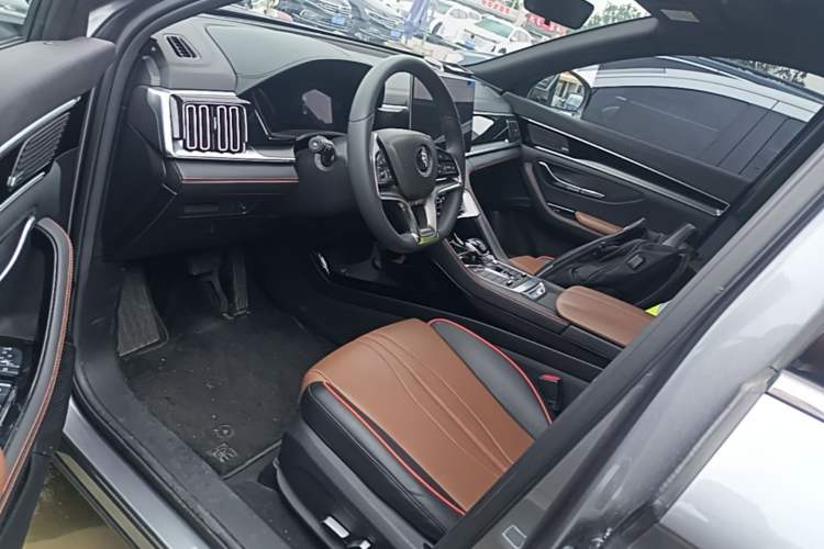 Used BYD Song PLUS 2020 1.5T Automatic Flagship Edition Left Front Seat